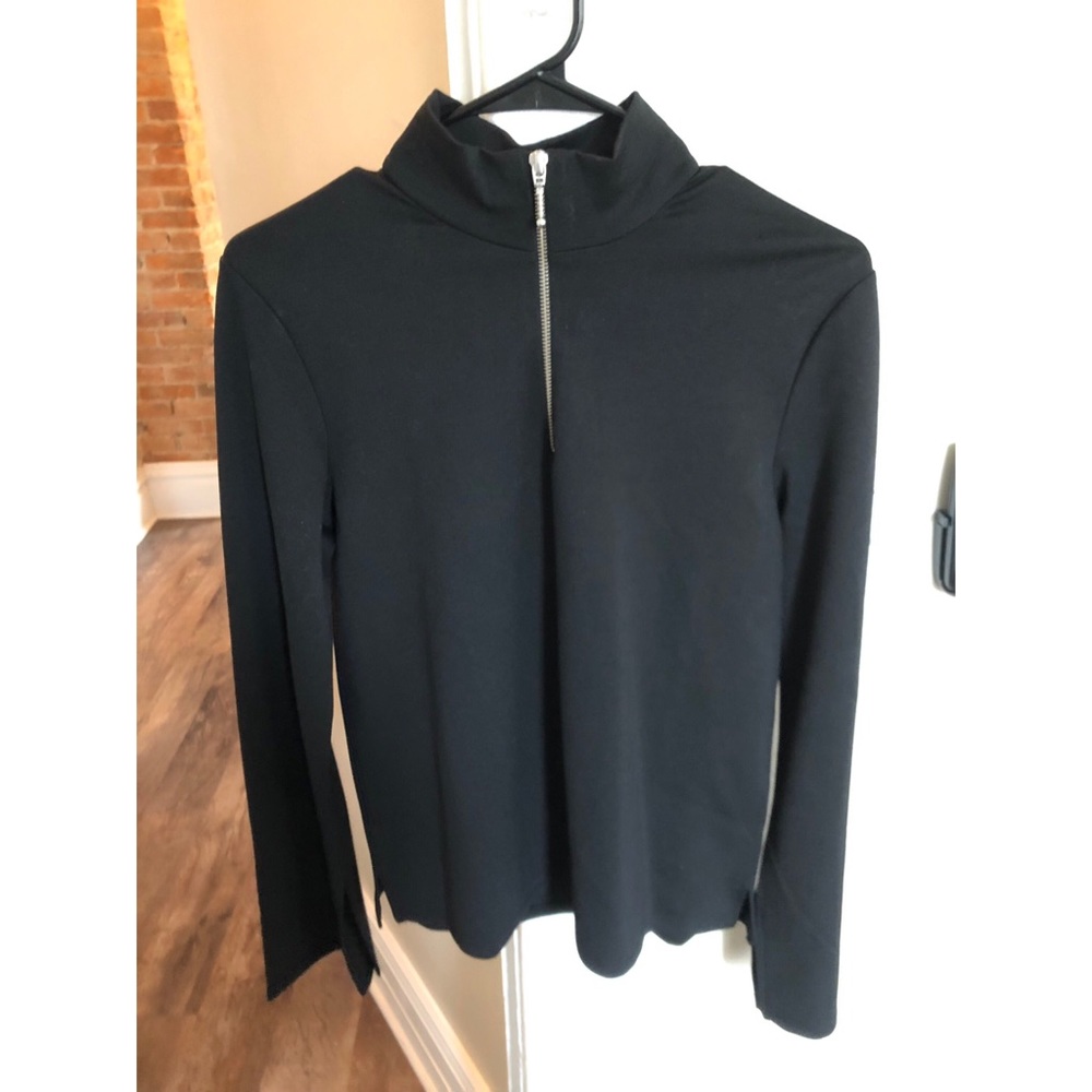 Women’s size Medium / Black Top with mock neck